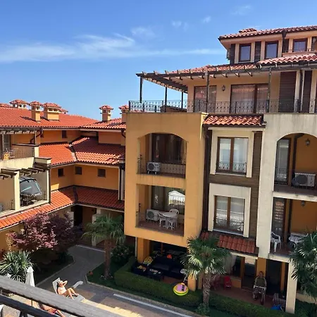 Apartman студио марина вил *